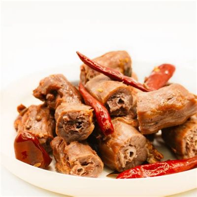  ¿Un festín de sabores picantes? ¡El Zhumadian Spicy Duck Neck te conquistará con su toque umami!