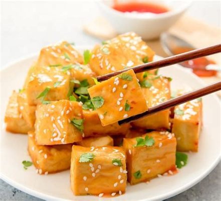  ¿Tofu Aplastado con Salsa de Chile Dulce: Un Clásico Reconfortante de Lishui que Derrite en tu Boca?